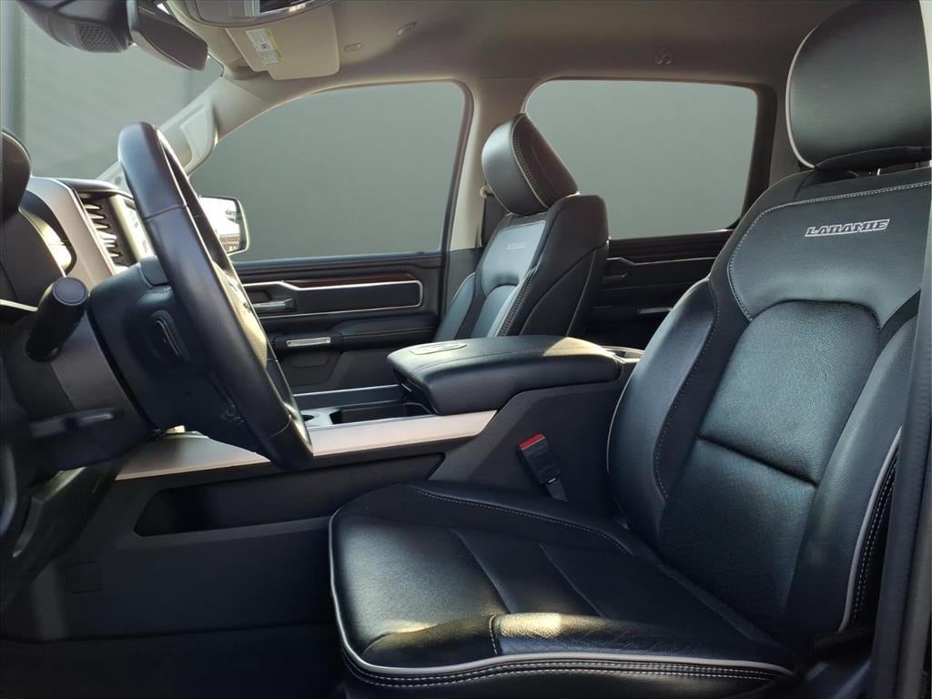 2022 RAM 1500 Laramie Crew Cab 4x4 5'7' Box