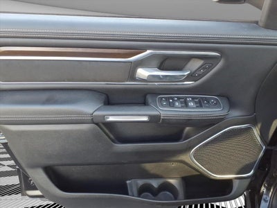 2022 RAM 1500 Laramie Crew Cab 4x4 5'7' Box