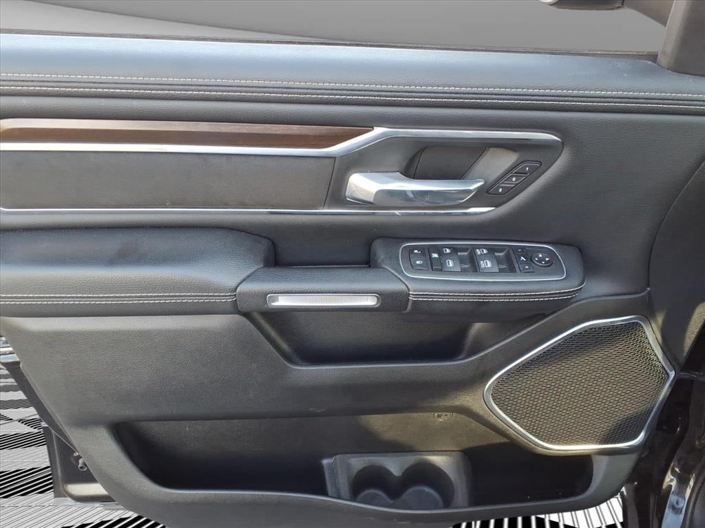 2022 RAM 1500 Laramie Crew Cab 4x4 5'7' Box