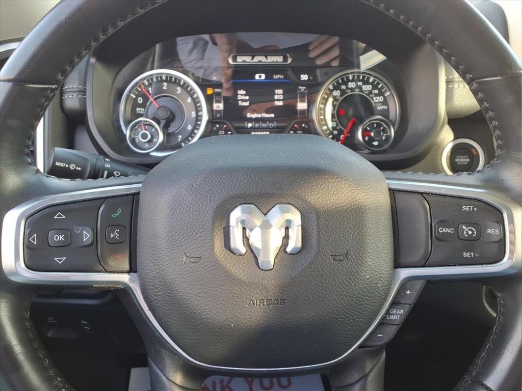 2022 RAM 1500 Laramie Crew Cab 4x4 5'7' Box