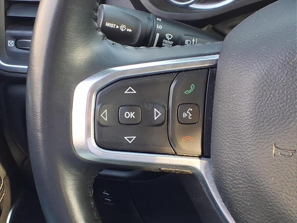 2022 RAM 1500 Laramie Crew Cab 4x4 5'7' Box