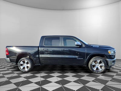 2022 RAM 1500 Laramie Crew Cab 4x4 5'7' Box