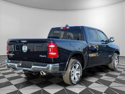 2022 RAM 1500 Laramie Crew Cab 4x4 5'7' Box