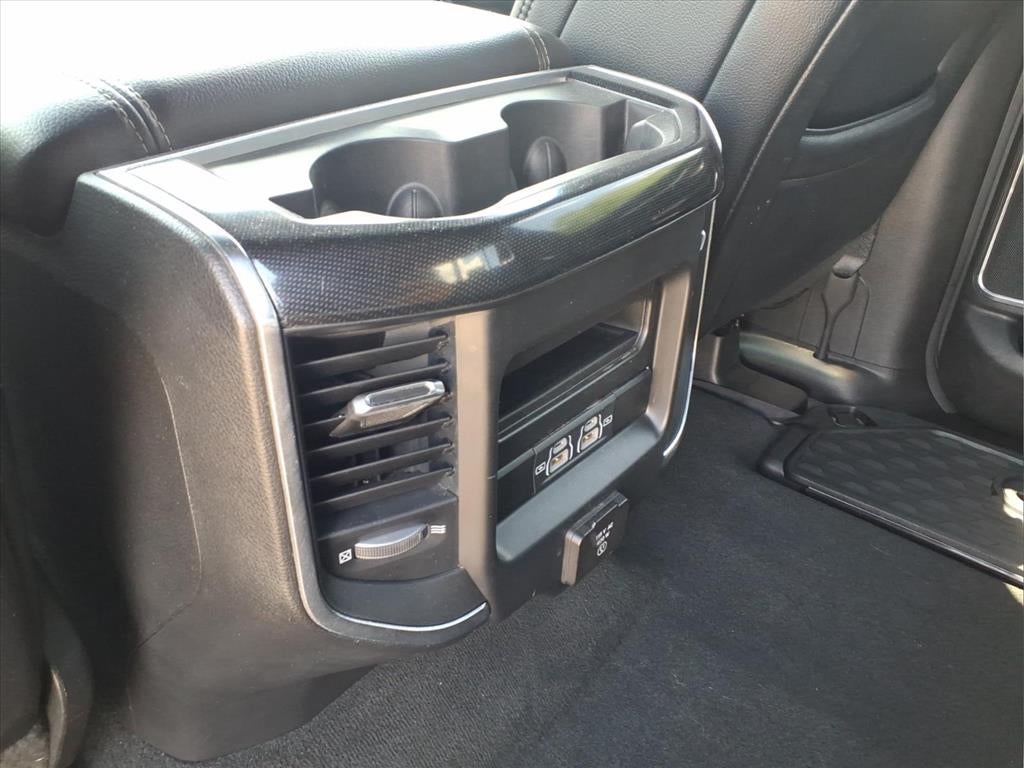 2022 RAM 1500 Laramie Crew Cab 4x4 5'7' Box