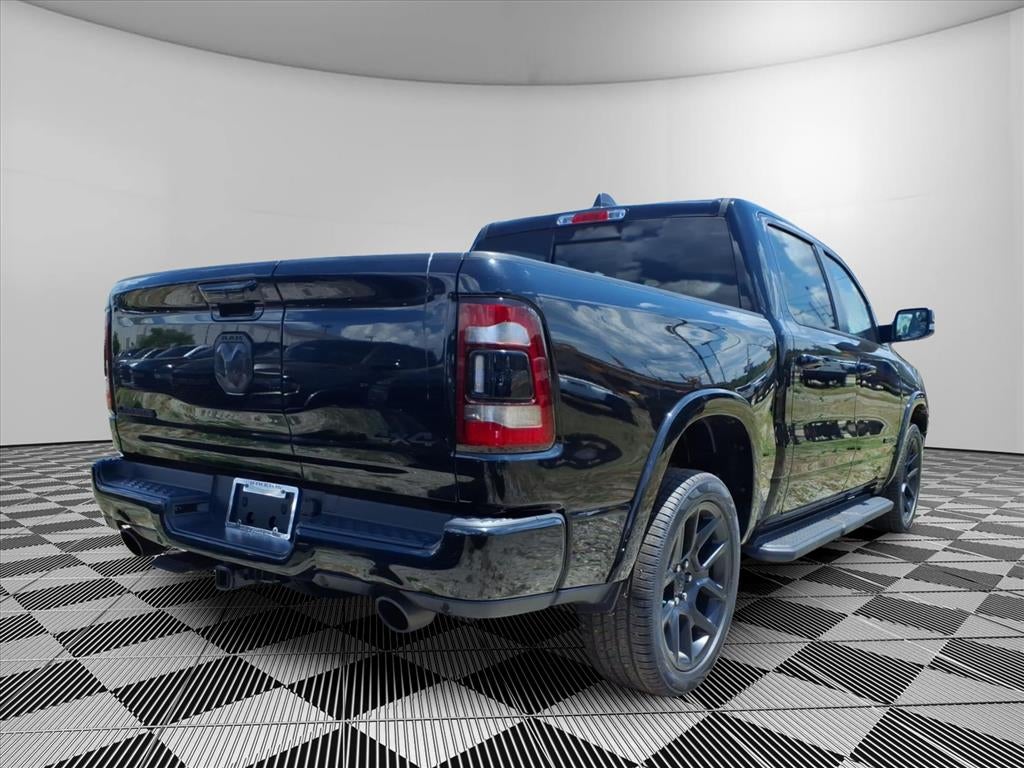 2022 RAM 1500 Laramie Crew Cab 4x4 5'7' Box