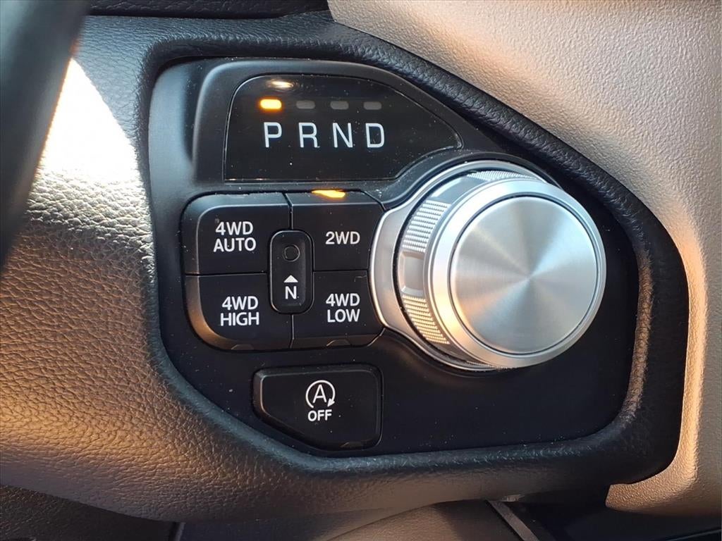 2022 RAM 1500 Laramie Crew Cab 4x4 5'7' Box