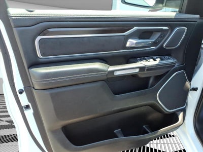 2022 RAM 1500 Laramie Crew Cab 4x4 5'7' Box