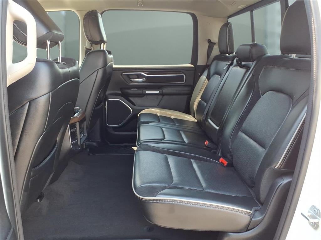 2022 RAM 1500 Laramie Crew Cab 4x4 5'7' Box