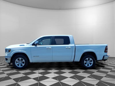 2022 RAM 1500 Laramie Crew Cab 4x4 5'7' Box