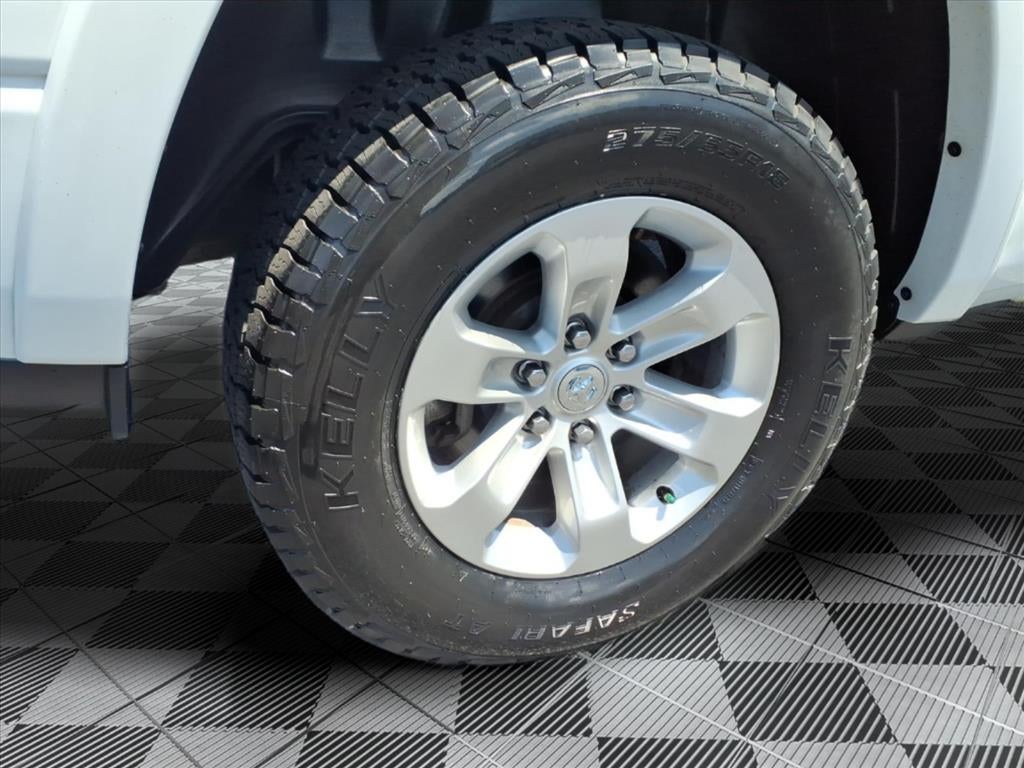 2022 RAM 1500 Laramie Crew Cab 4x4 5'7' Box