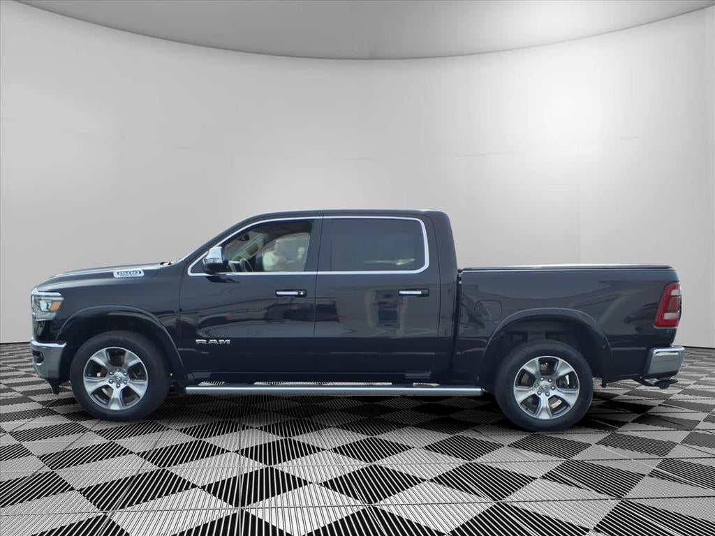 2020 RAM 1500 Laramie Crew Cab 4x4 5'7' Box