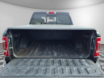 2020 RAM 1500 Laramie Crew Cab 4x4 5'7' Box