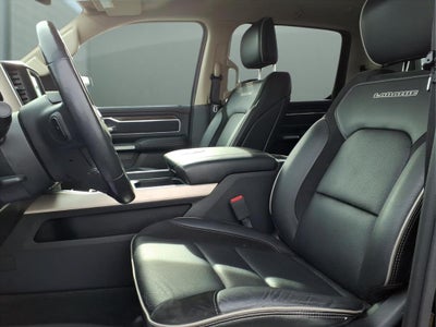 2020 RAM 1500 Laramie Crew Cab 4x4 5'7' Box