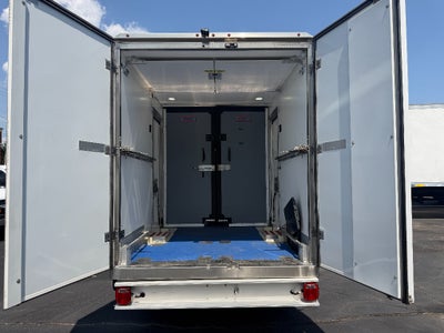 2022 Ford Transit Chassis Cab Base