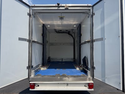 2022 Ford Transit Chassis Cab Base