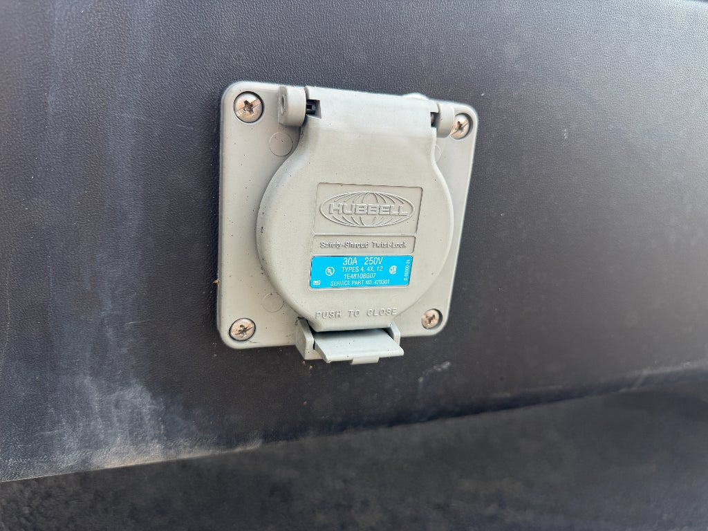 2022 Ford Transit Chassis Cab Base