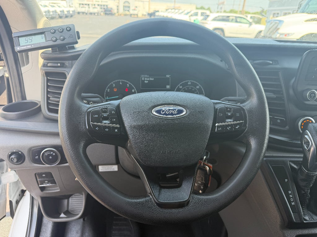 2022 Ford Transit Chassis Cab Base