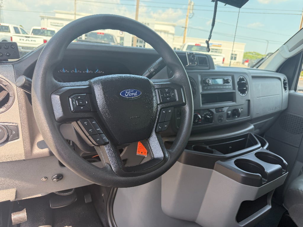 2023 Ford E-350 Cutaway Base