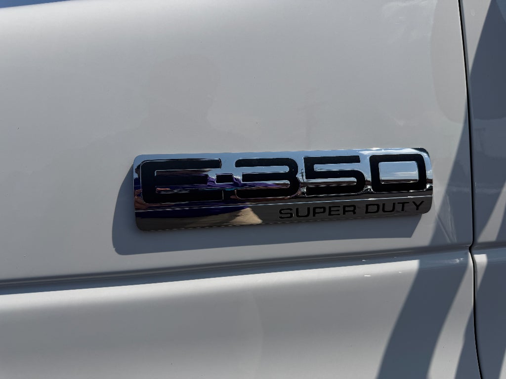 2023 Ford E-350 Cutaway Base