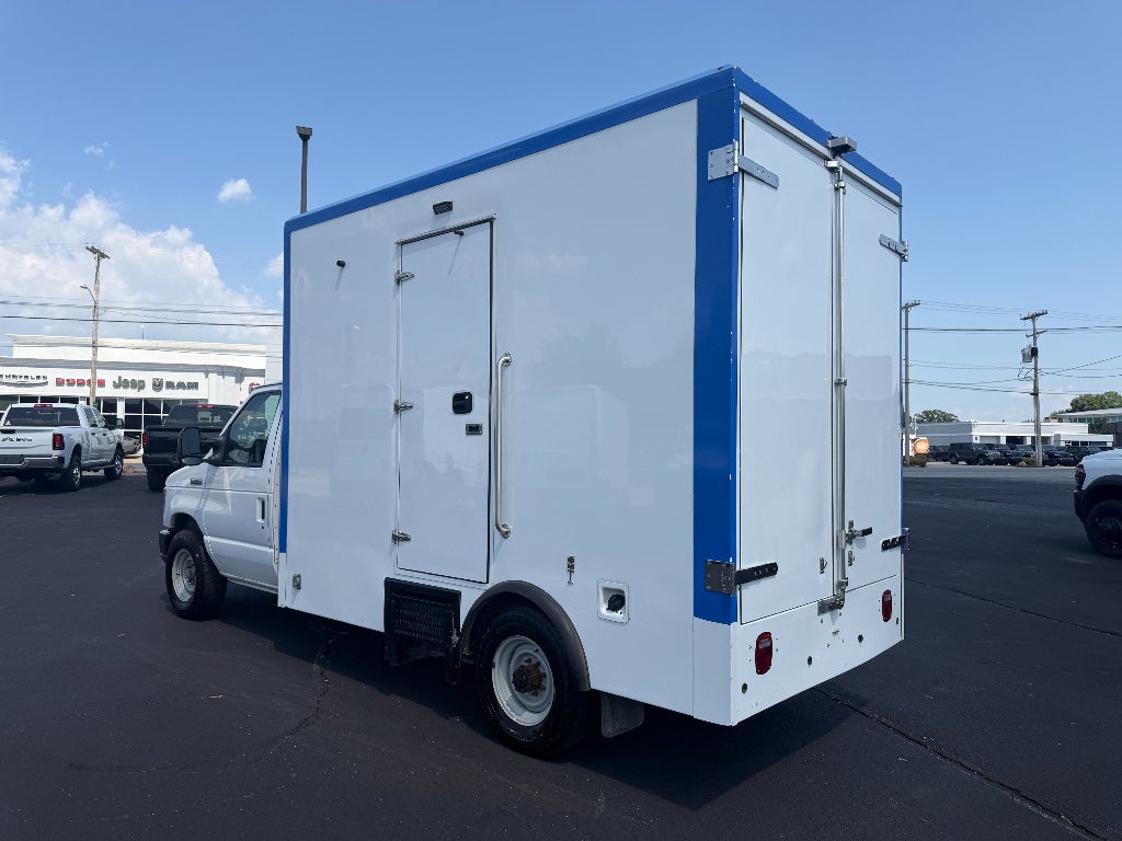 2023 Ford E-350 Cutaway Base