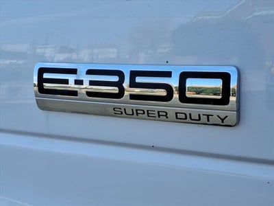 2022 Ford E-350 Cutaway Base