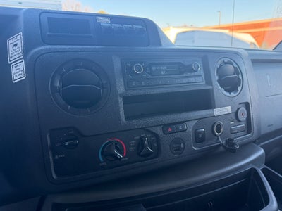 2022 Ford E-350 Cutaway Base