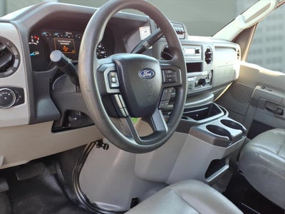 2022 Ford E-350 Cutaway Base