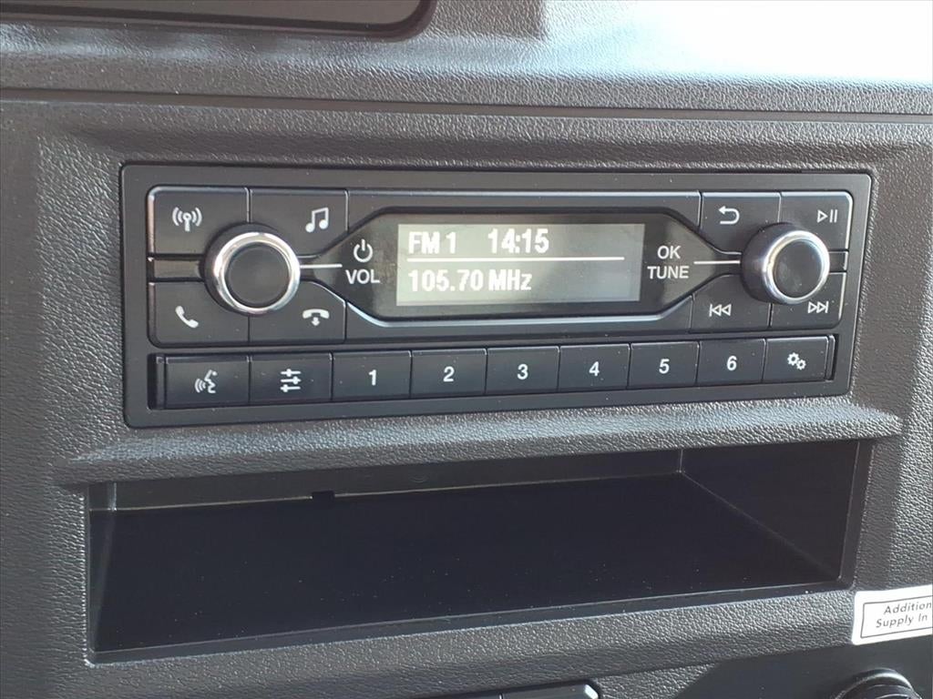 2022 Ford E-350 Cutaway Base