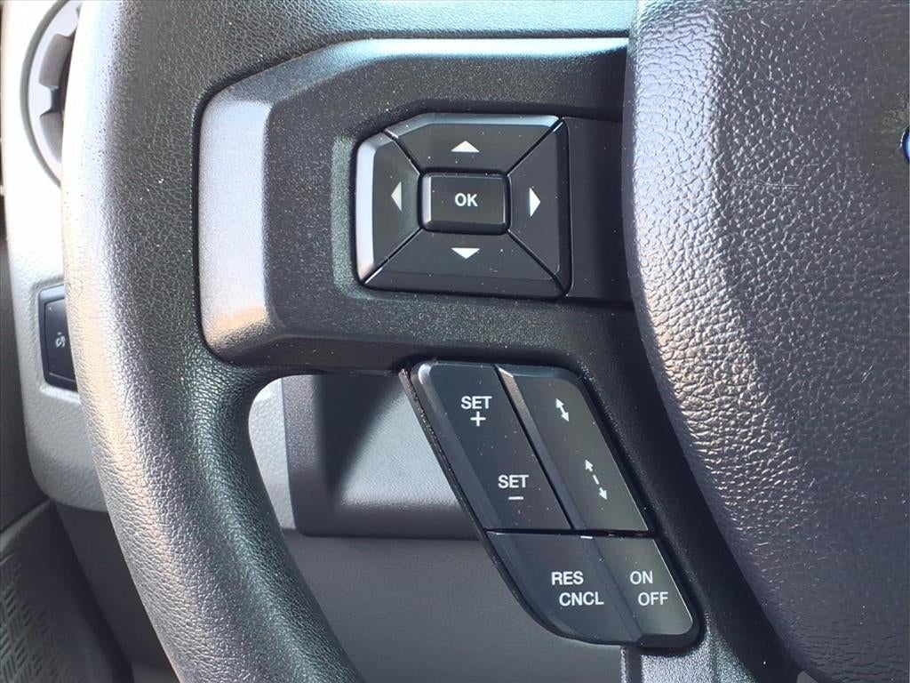 2022 Ford E-350 Cutaway Base