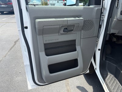 2024 Ford E-350 Cutaway Base