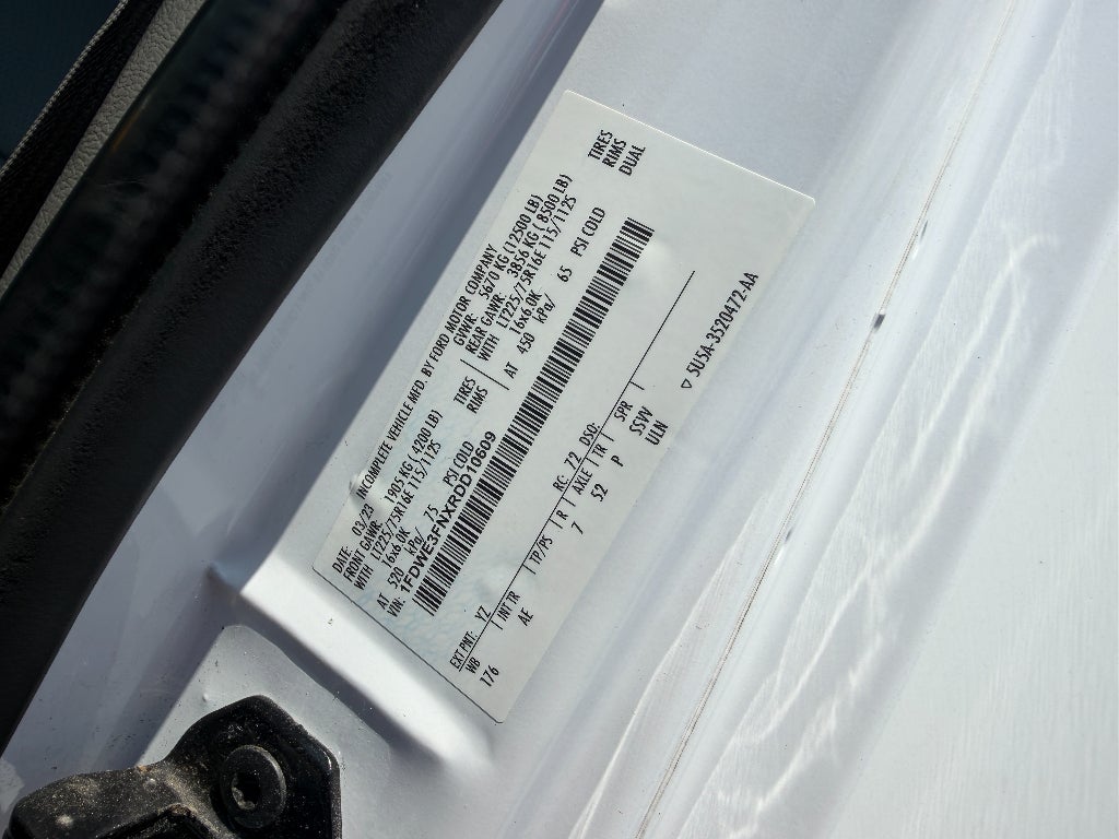 2024 Ford E-350 Cutaway Base
