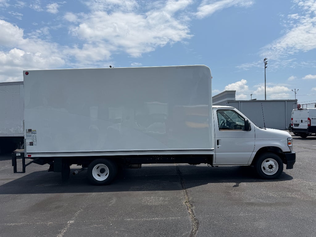 2024 Ford E-350 Cutaway Base