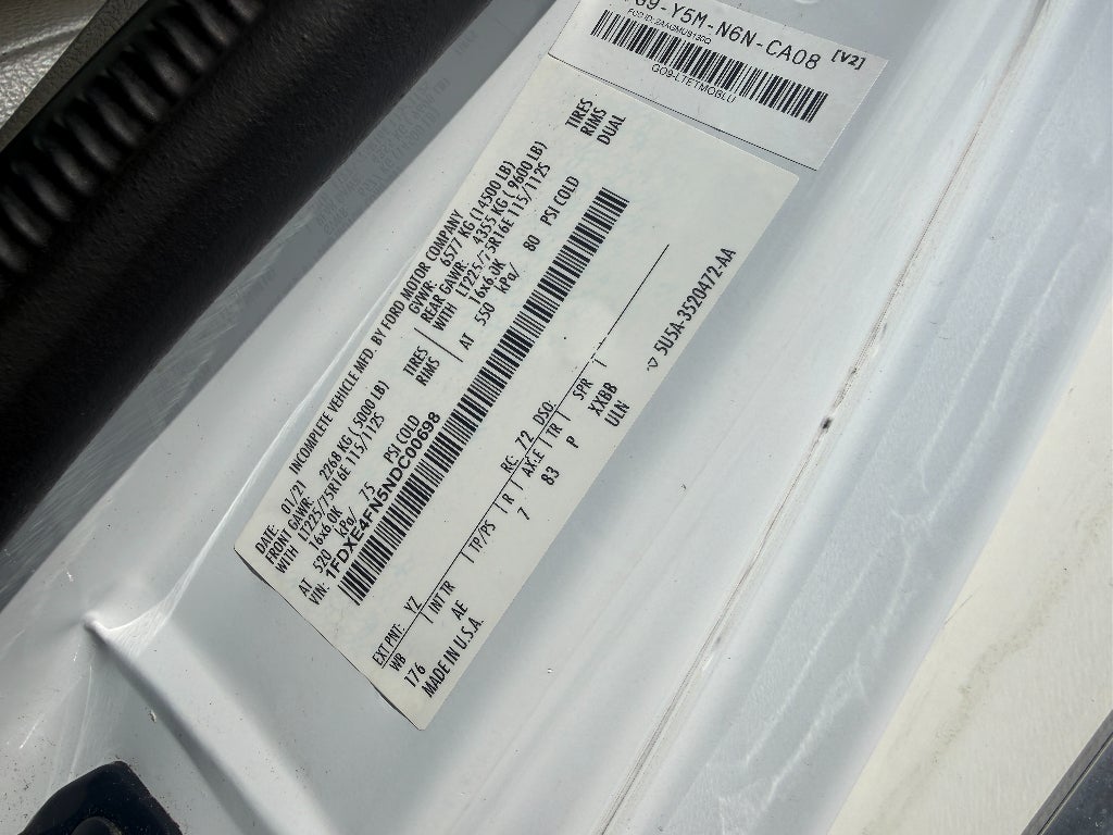 2022 Ford E-450 Cutaway Base