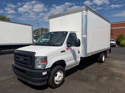 2022 Ford E-450 Cutaway Base