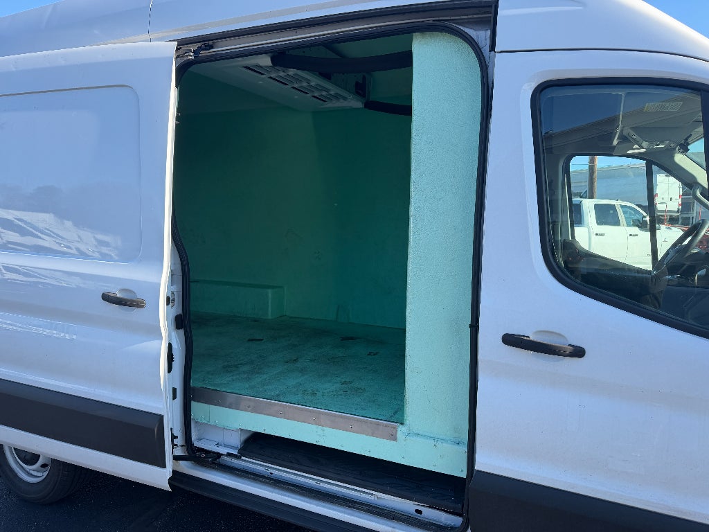 2022 Ford Transit-250 Cargo Van Base