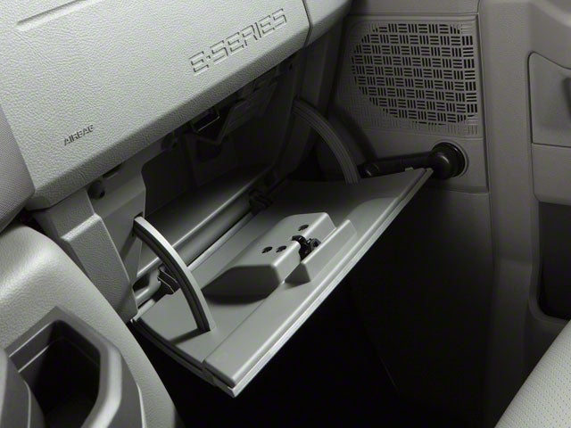 2010 Ford E-350 Super Duty Commercial