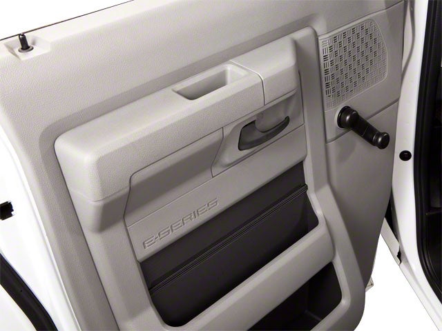 2010 Ford E-350 Super Duty Commercial