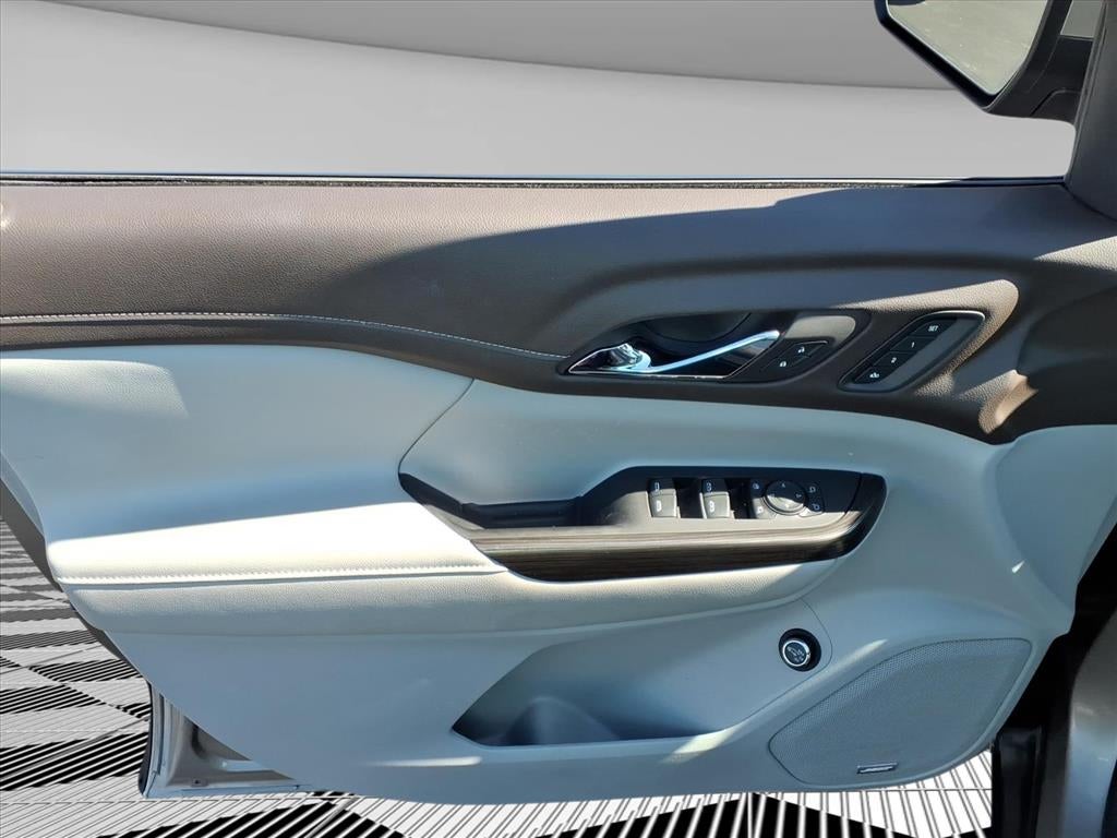 2022 GMC Acadia AWD SLT