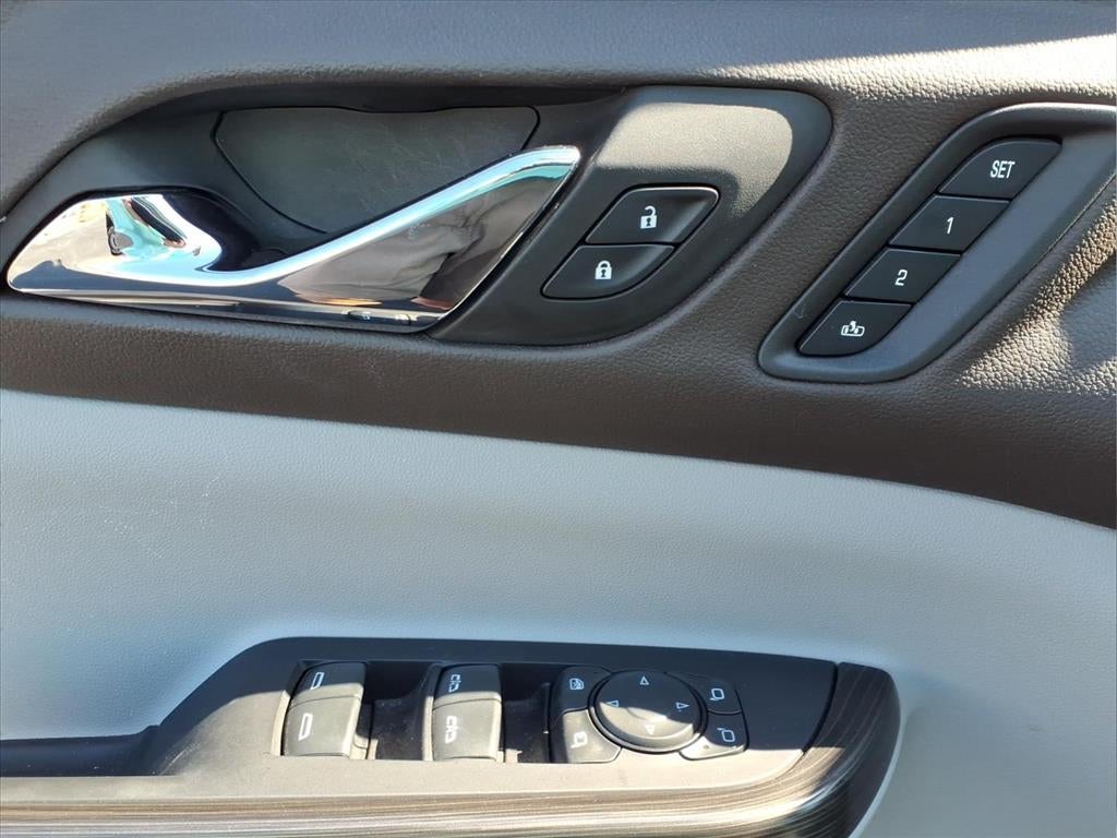 2022 GMC Acadia AWD SLT