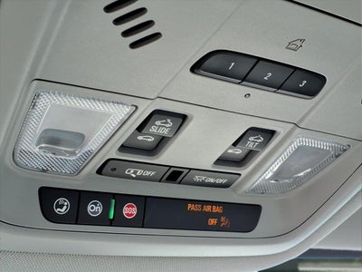 2022 GMC Acadia AWD SLT