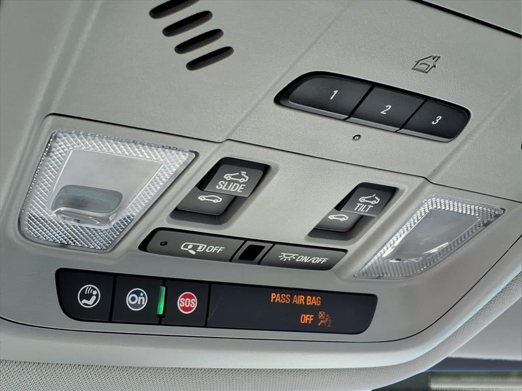 2022 GMC Acadia AWD SLT