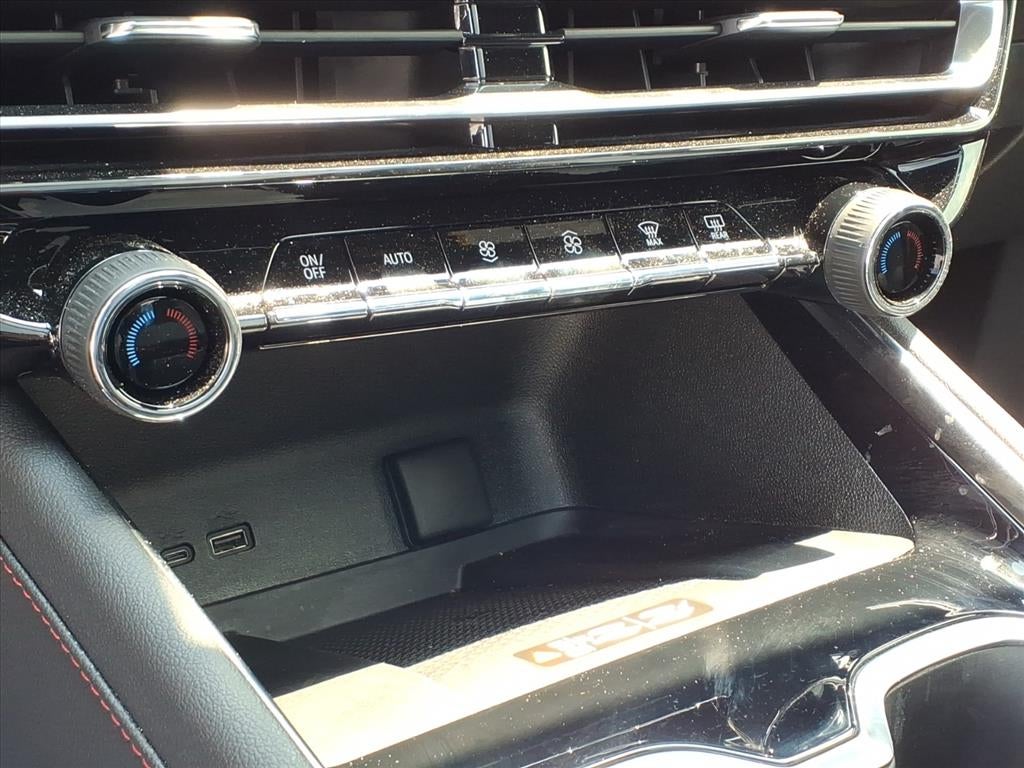 2026 Chevrolet Traverse FWD RS