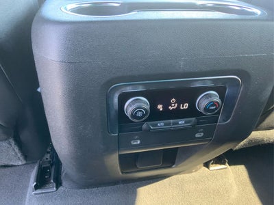 2023 Chevrolet Suburban 4WD LT