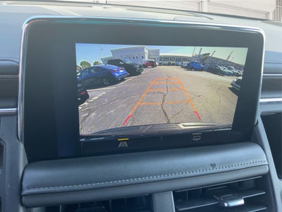 2023 Chevrolet Suburban 4WD LT