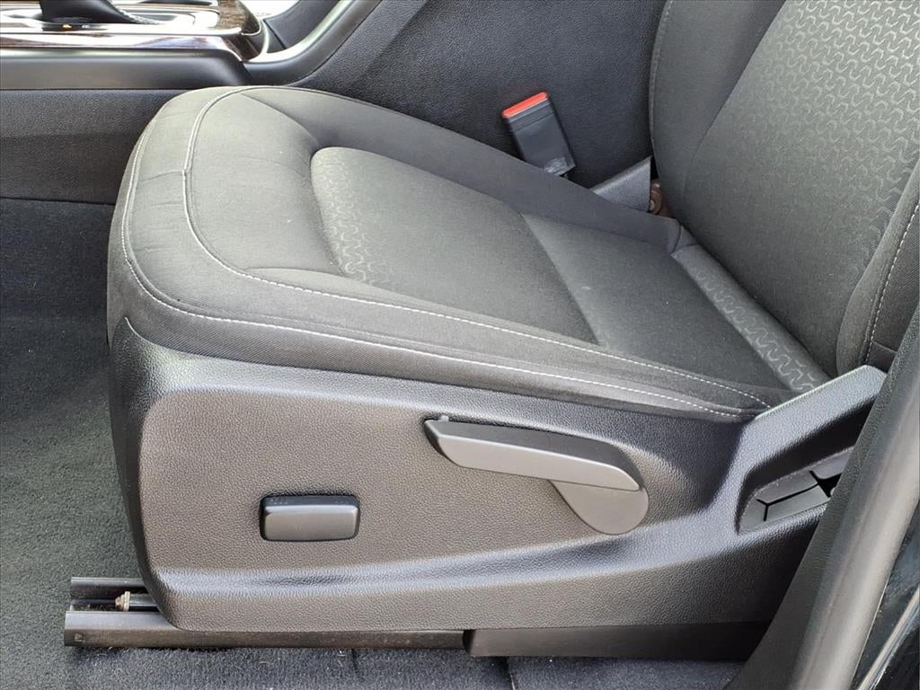 2022 GMC Canyon 2WD Crew Cab Short Box Elevation