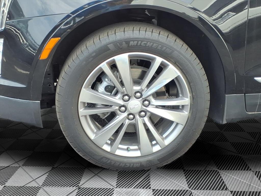 2025 Cadillac XT5 FWD Premium Luxury