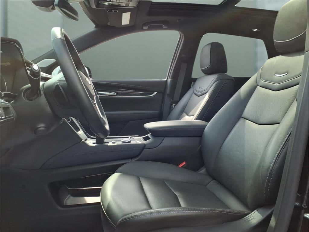 2025 Cadillac XT5 FWD Premium Luxury