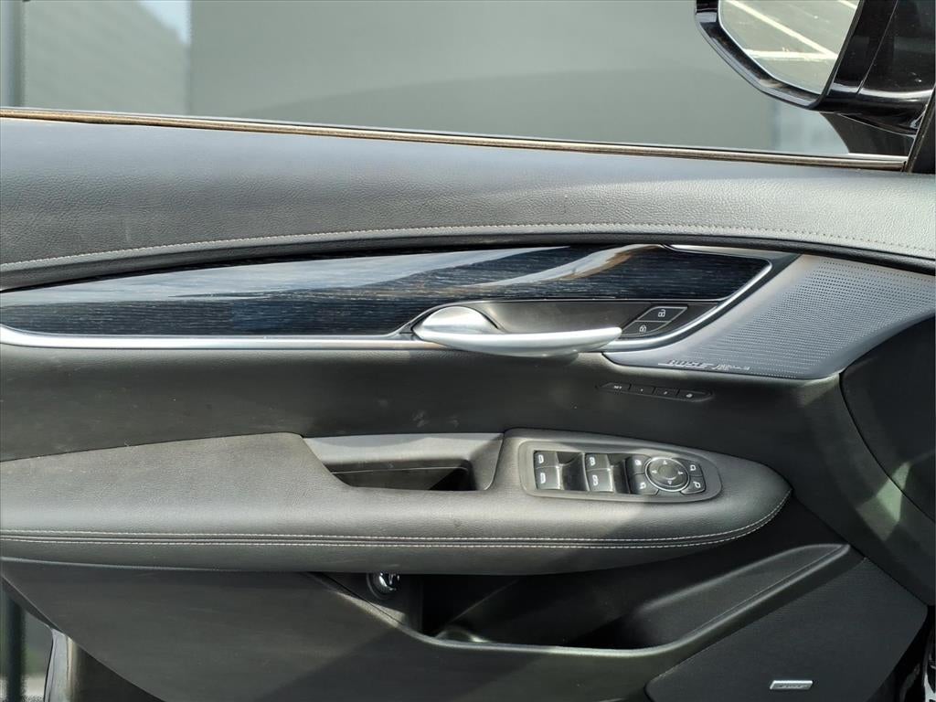 2025 Cadillac XT5 FWD Premium Luxury