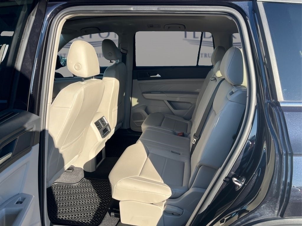 2022 Volkswagen Atlas 2.0T SE w/Technology