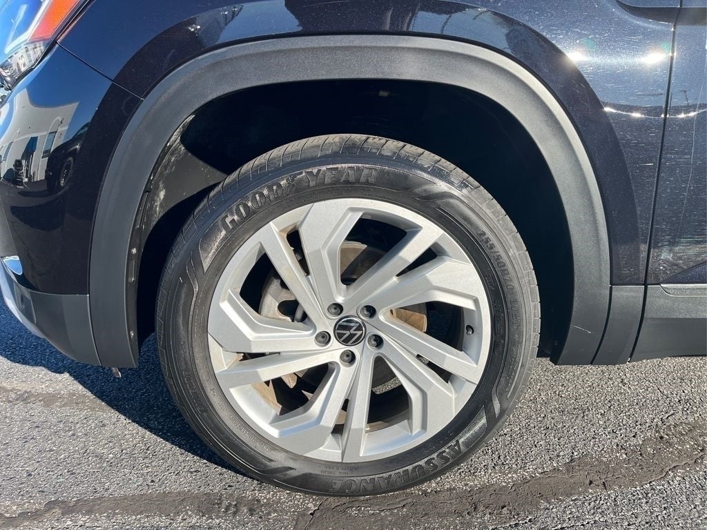 2022 Volkswagen Atlas 2.0T SE w/Technology